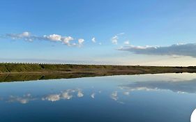 Henreeenonwidewater